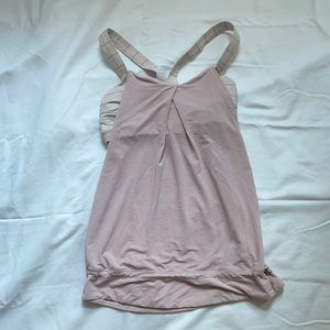 Lululemon size 4 tank top with built in bra